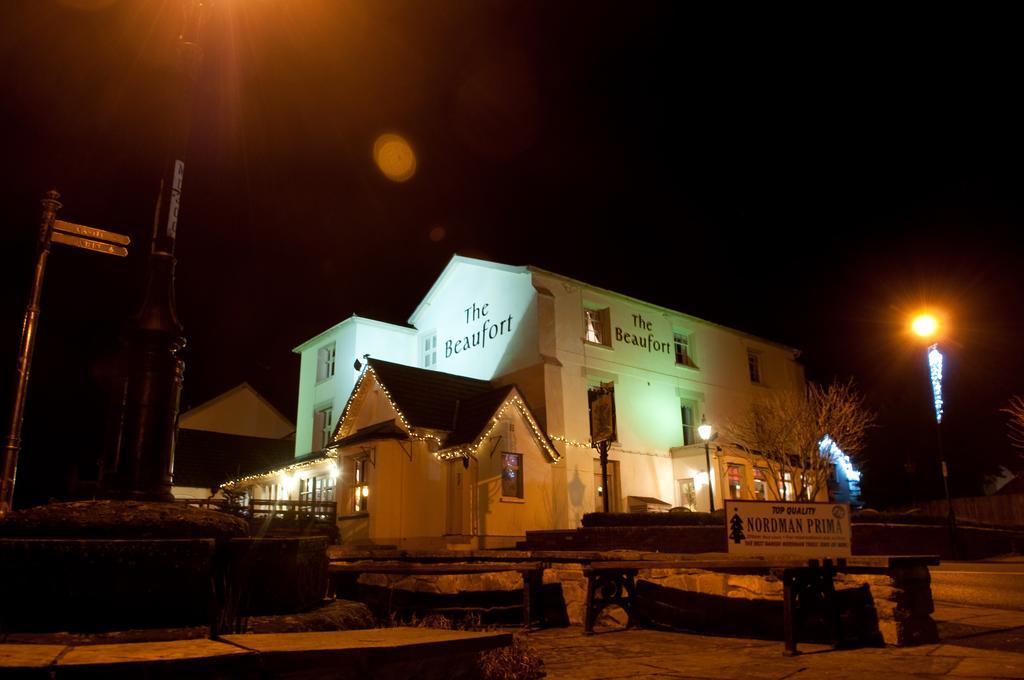 The Beaufort, Raglan Hotel ภายนอก รูปภาพ